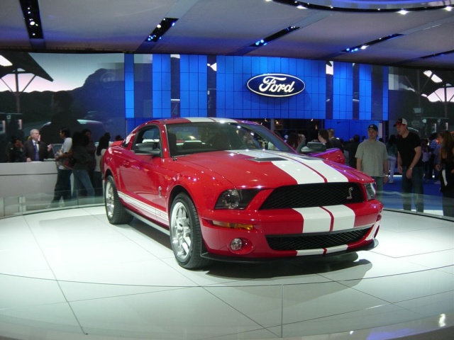 ford shelby gt 500 front view