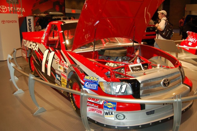 toyota racing camry side view