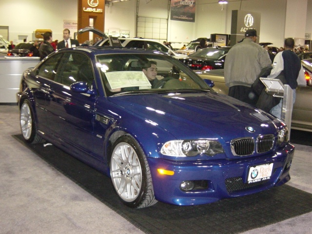 blue-bmw-m3-front-view