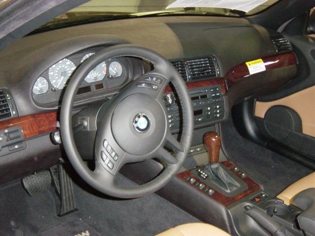 bmw-325ci-interior-view