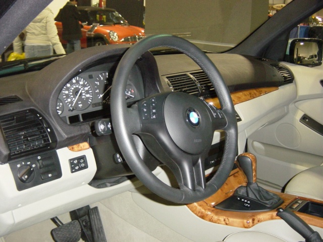 bmw-x5-interior-view