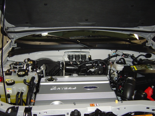 ford-escape-hybrid-engine