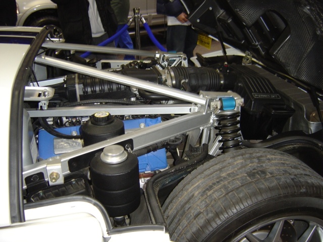 ford-gt-engine