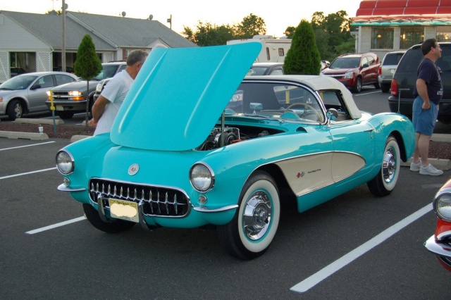 1957-Corvette-Convertible-front-side1