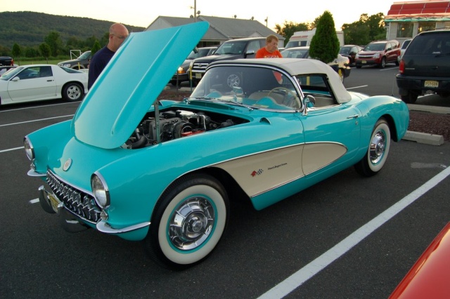 1957-Corvette-Convertible-side-front