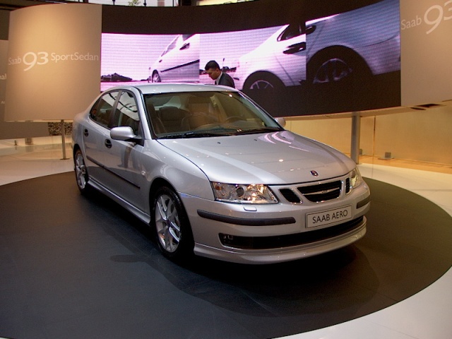 saab-93-sport-sedan-01